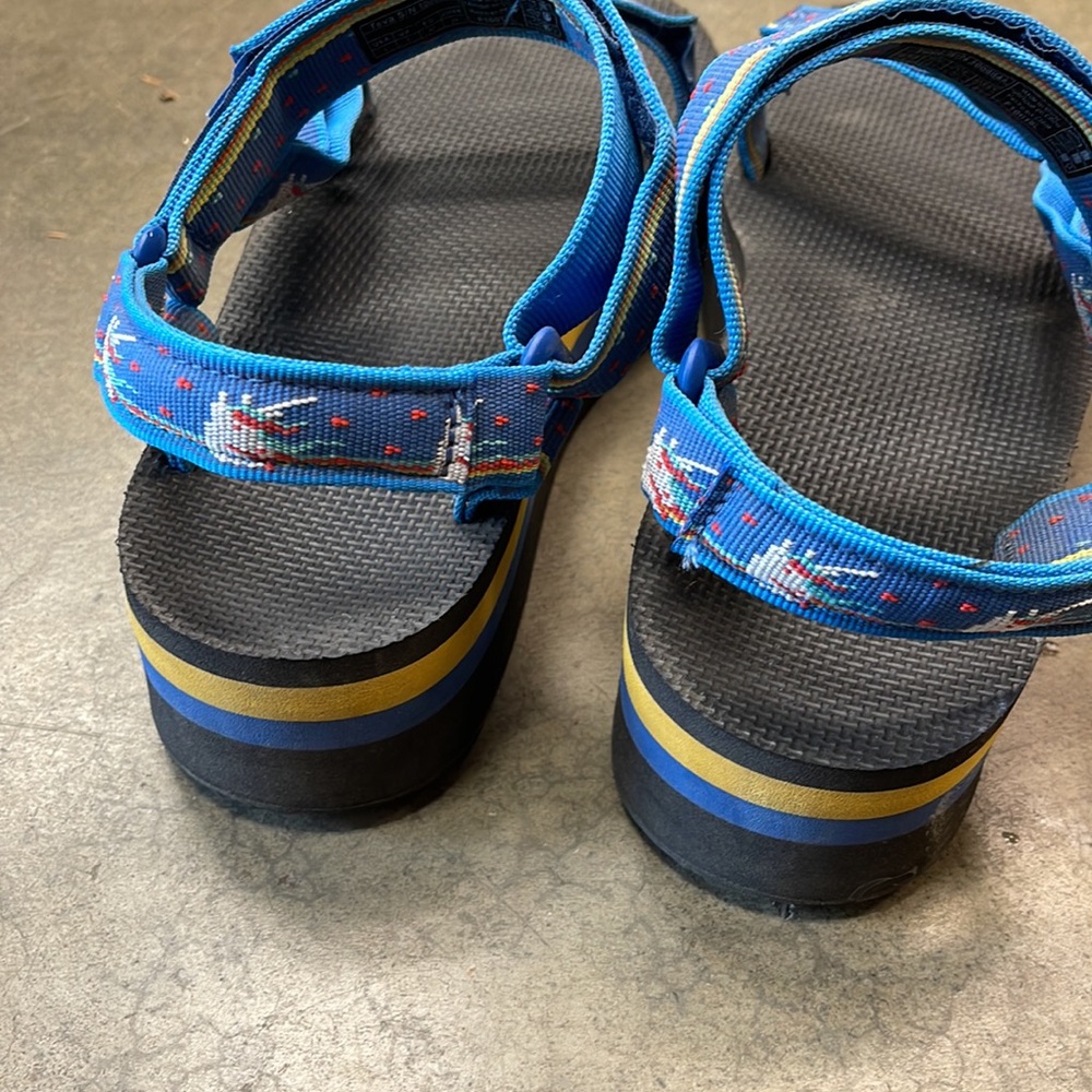 TEVA FLATFORM UNICORN STRAPPY SANDAL - Picture 5 of 8